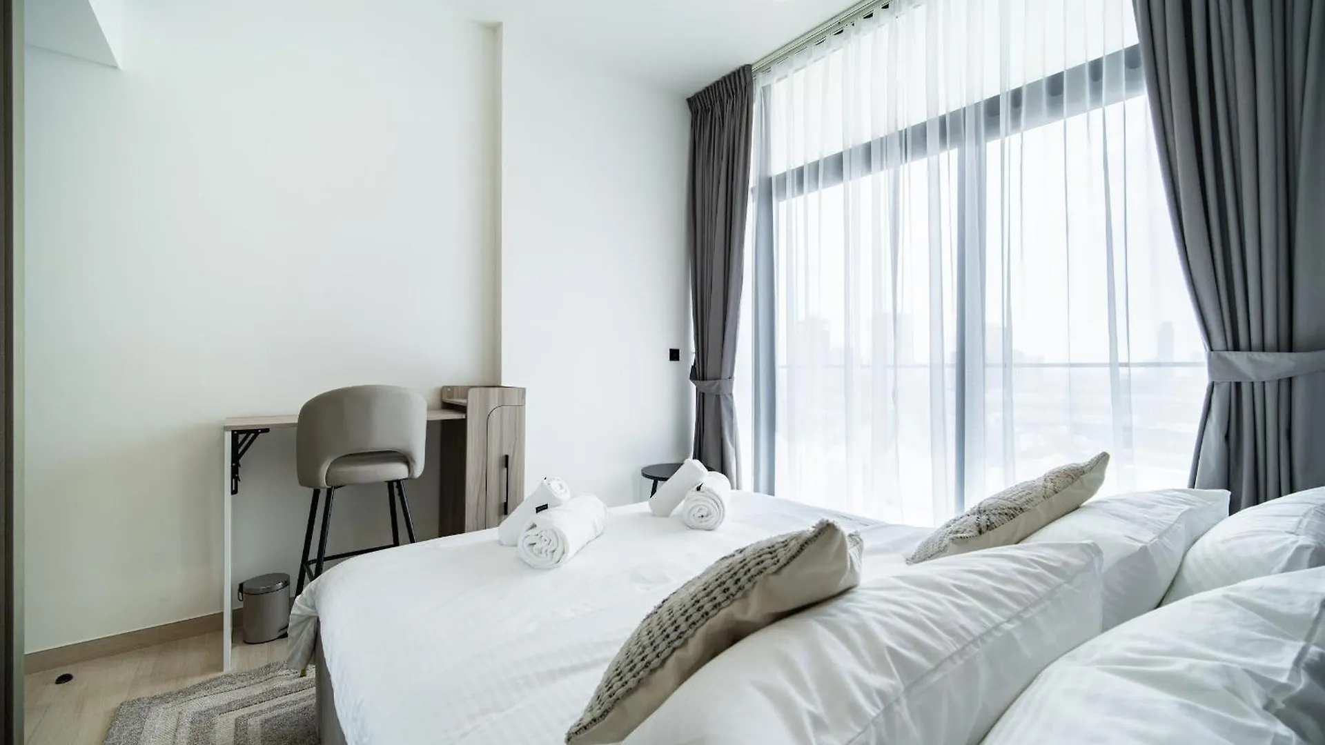 Apartment Spacious Jvc 1Br With Crib - Balcony&Park Walks Dubai United Arab Emirates