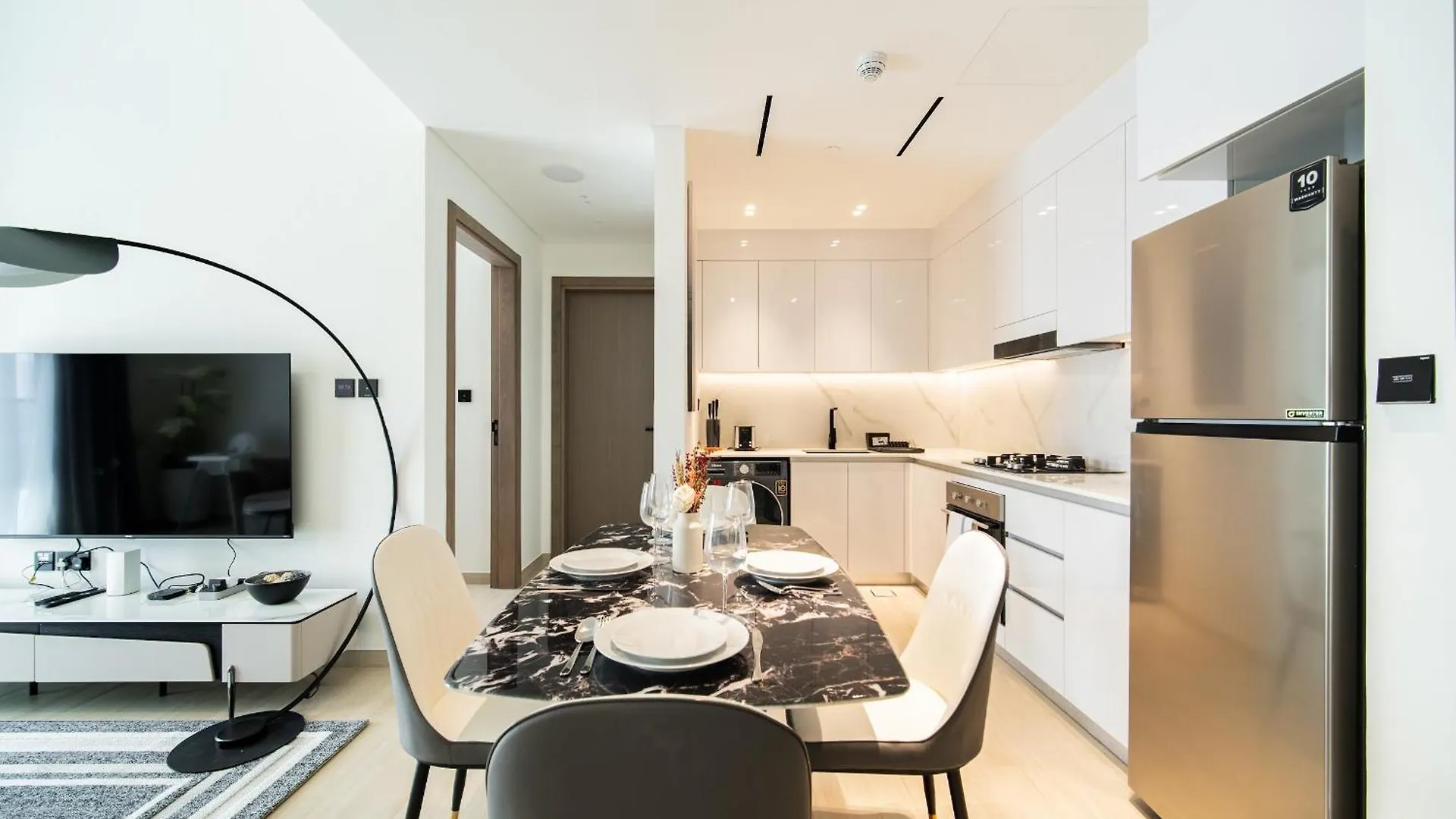 Apartment Spacious Jvc 1Br With Crib - Balcony&Park Walks Dubai United Arab Emirates