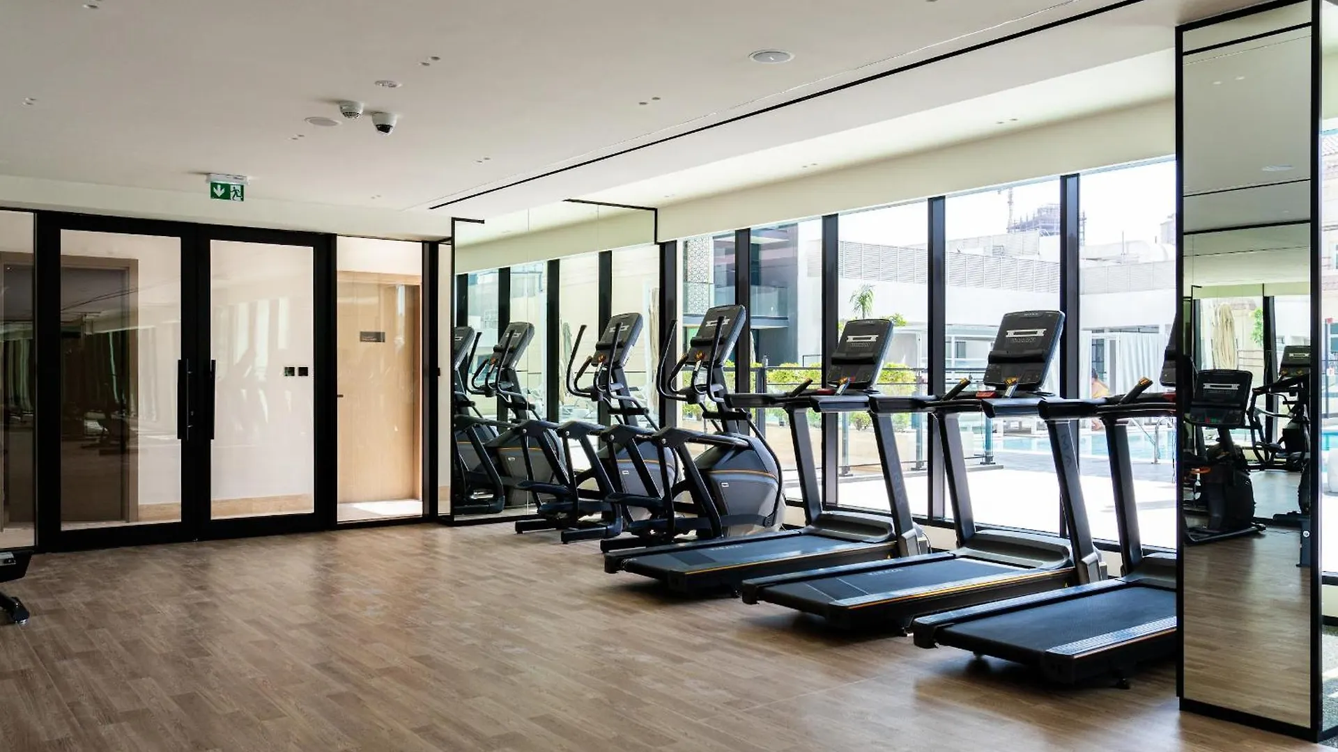 Apartment Spacious Jvc 1Br With Crib - Balcony&Park Walks Dubai